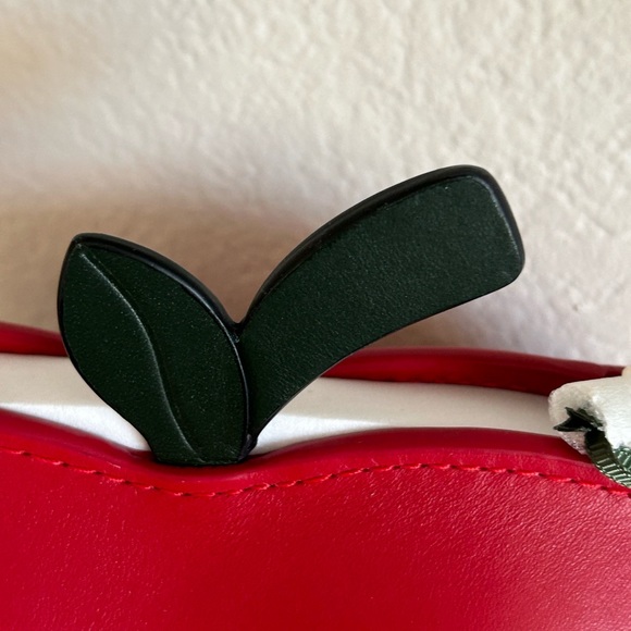 NWT - I Love NY X Kate Spade New York Big Apple Crossbody - Picture 7 of 14
